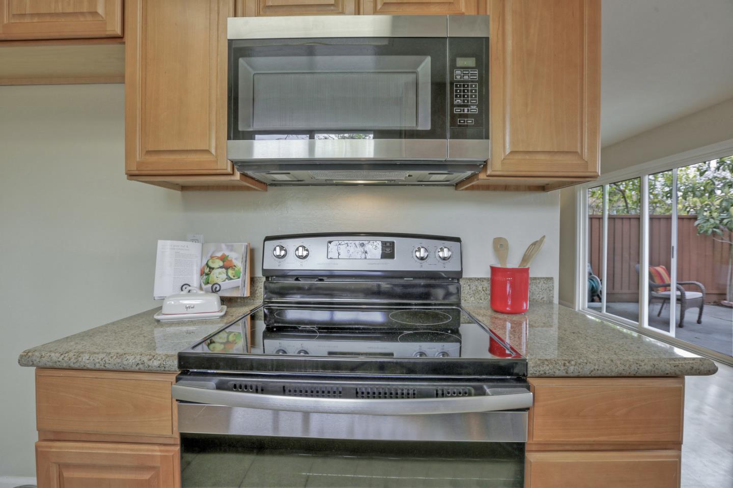 1085 Reed Avenue, Unit A Sunnyvale, CA 94086 - Photo 12 of 33 Gallery Image 12