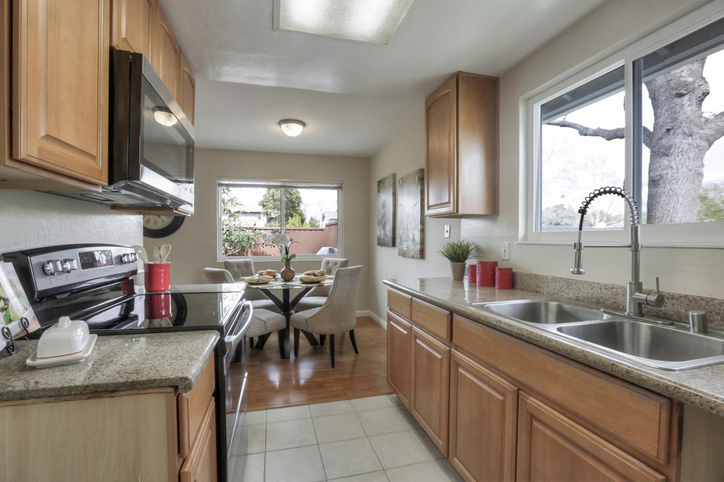 1085 Reed Avenue, Unit A Sunnyvale, CA 94086 - Photo 8 of 33 Gallery Image 8