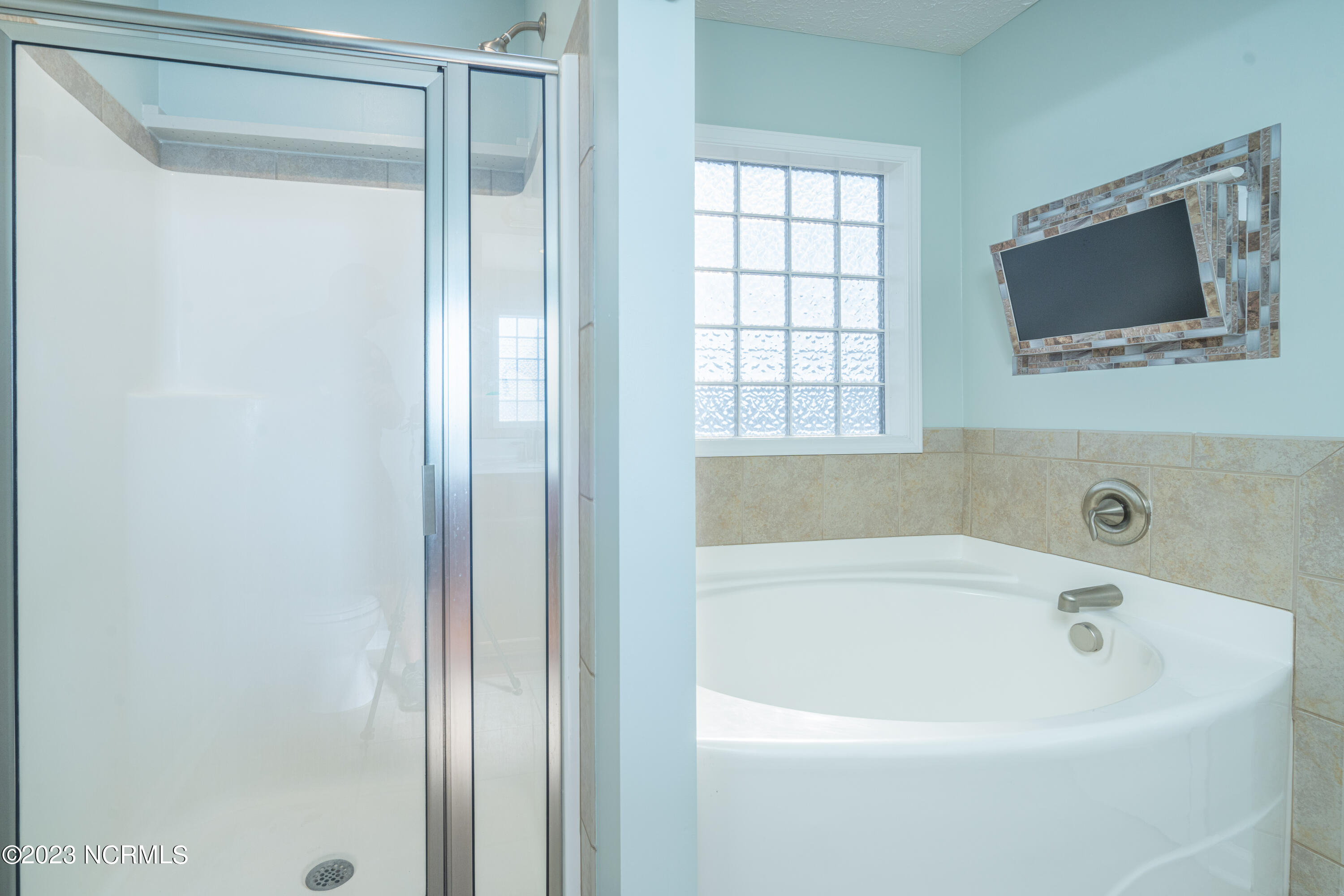 276 Merin Height Road Jacksonville, NC 28546 - Photo 11 of 40 master bath tub w tv!