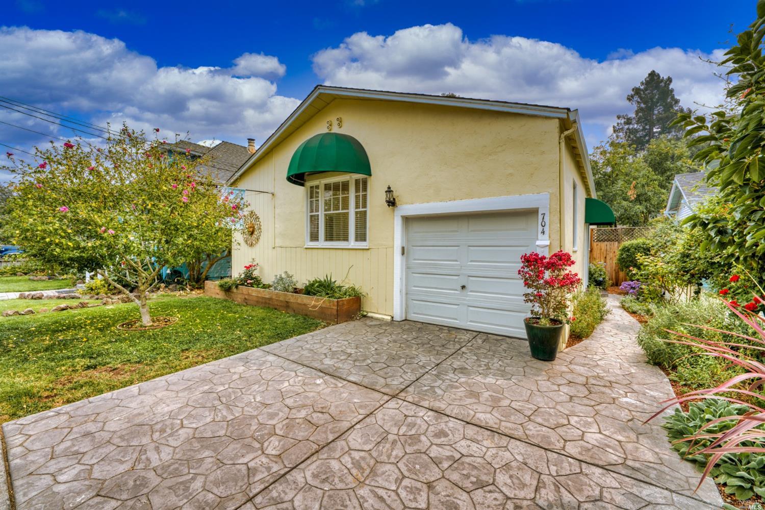 704 Tupper Street Santa Rosa, CA 95404 - Photo 1 of 1 Gallery Image 1