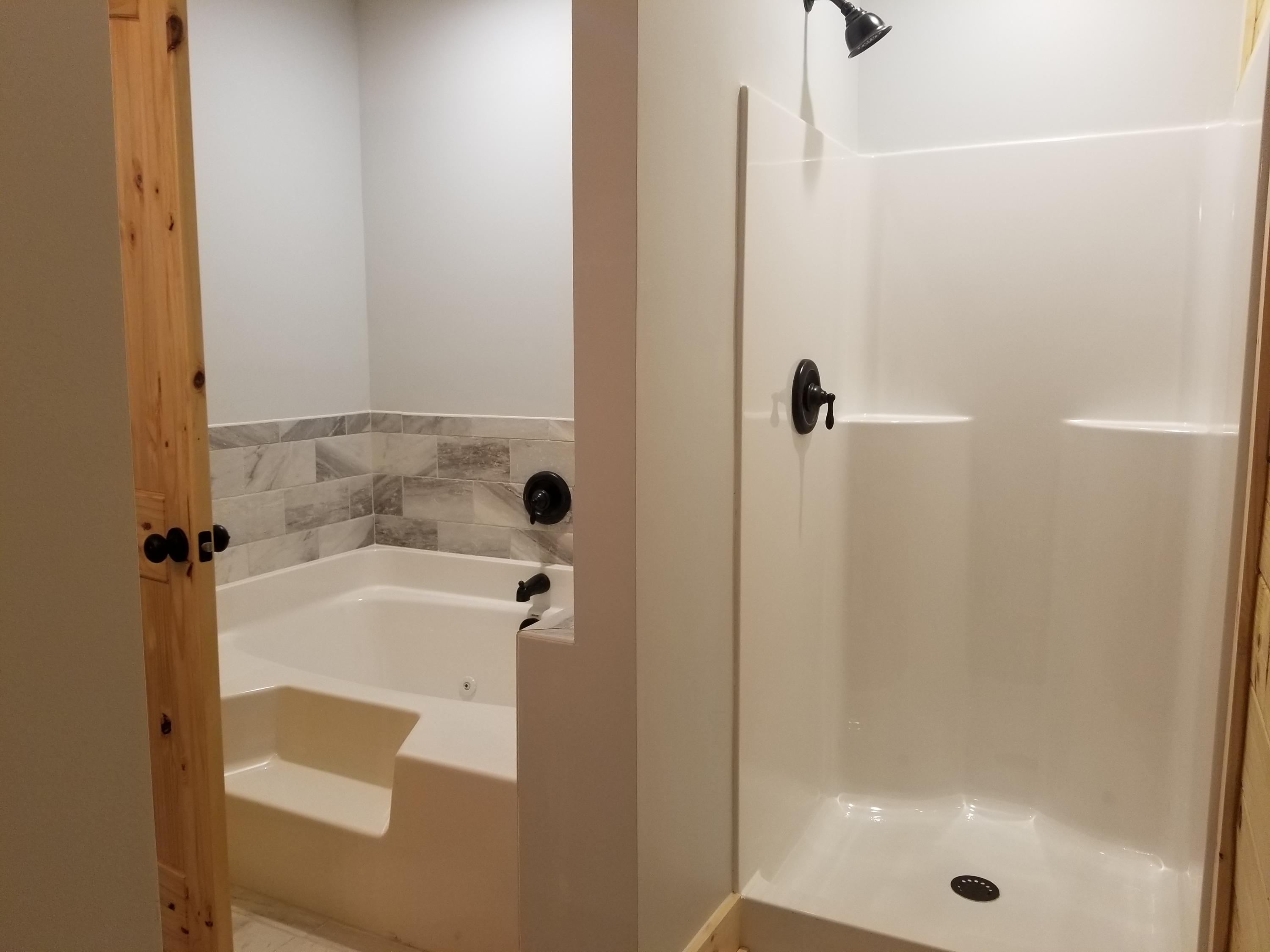 11010 Dickerson Mill Road Moneta, VA 24121 - Photo 17 of 33 Master Bathroom