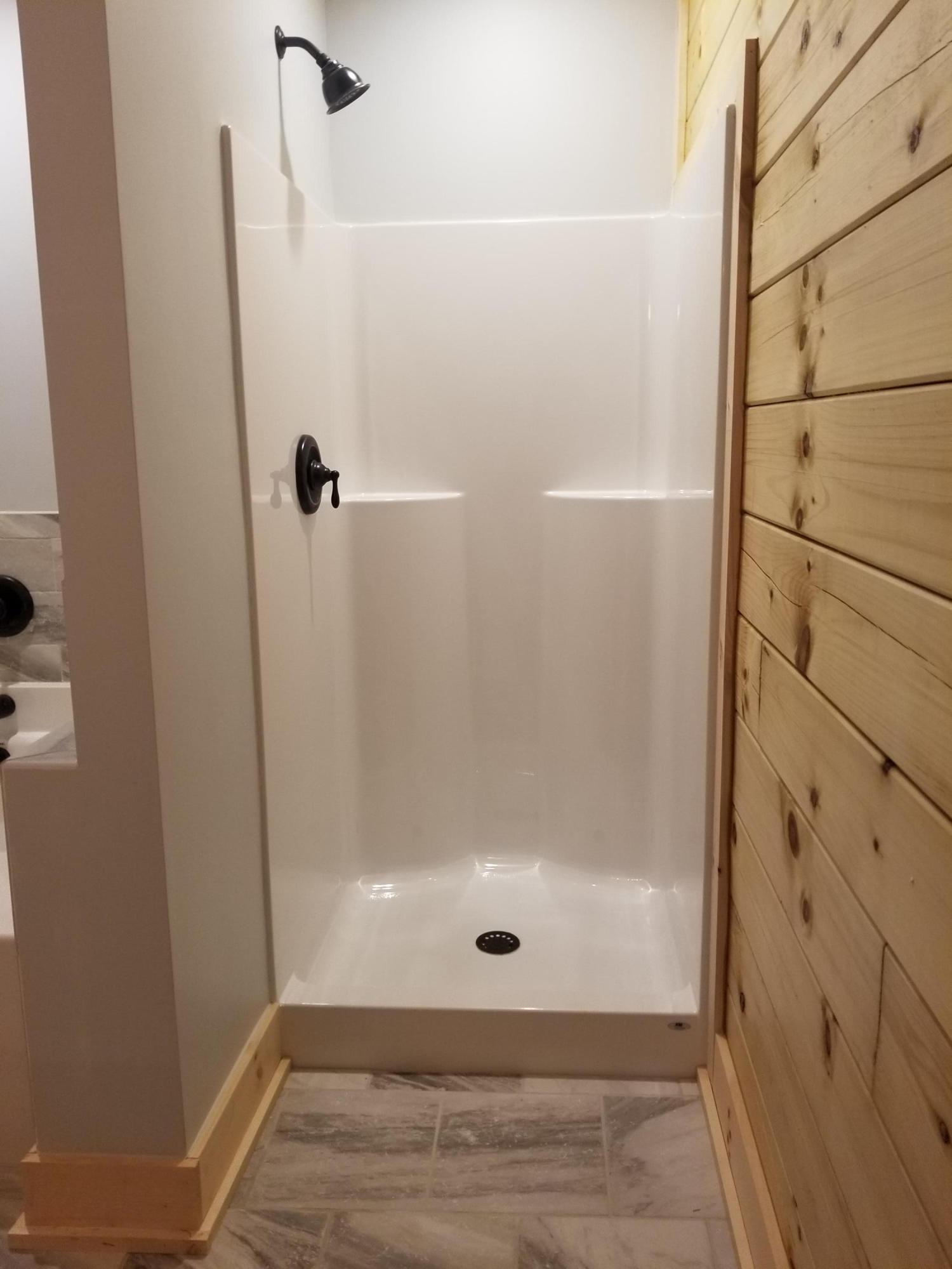 11010 Dickerson Mill Road Moneta, VA 24121 - Photo 18 of 33 Master Shower