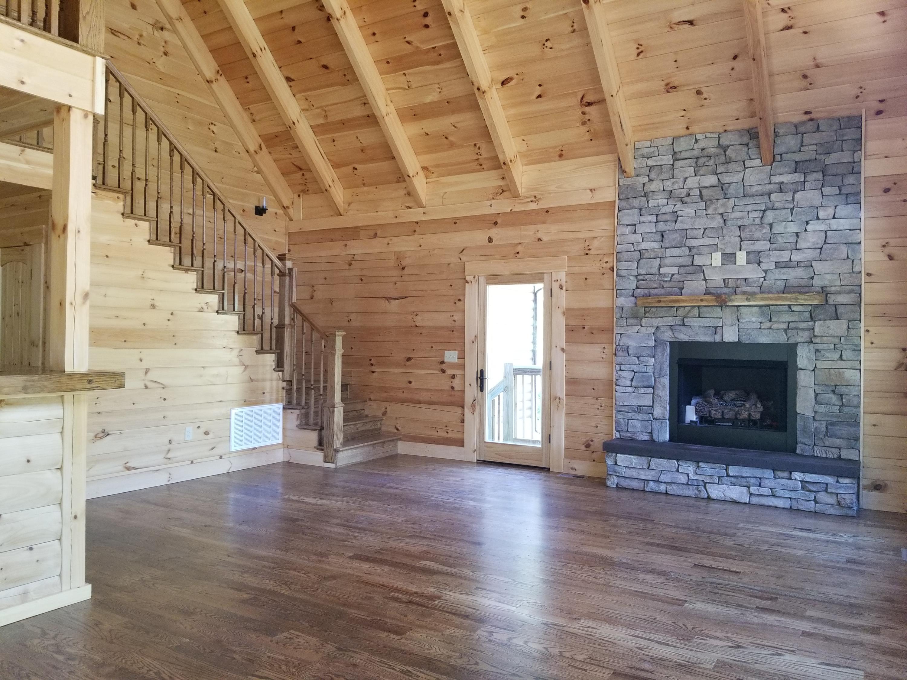 11010 Dickerson Mill Road Moneta, VA 24121 - Photo 4 of 33 Living Room