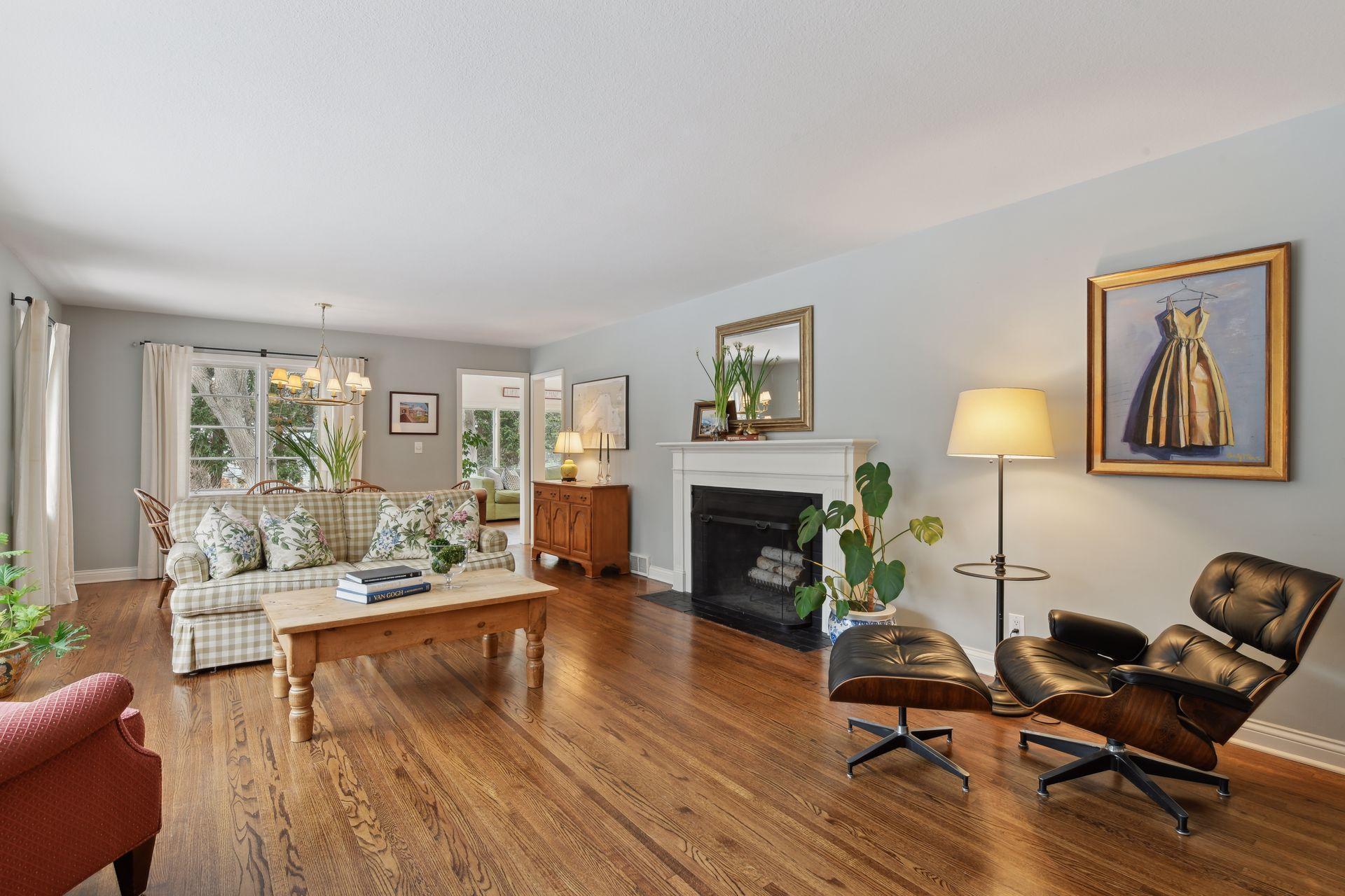 3840 Honeysuckle Road Deephaven, MN 55391 - Photo 11 of 42