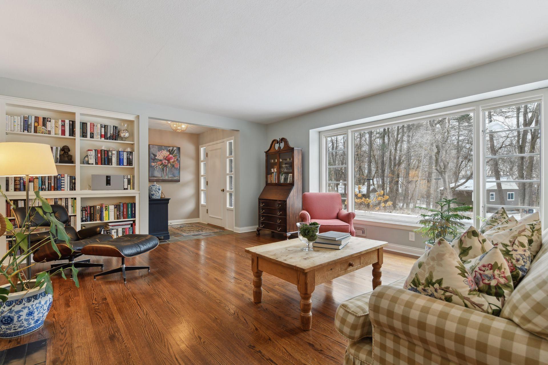 3840 Honeysuckle Road Deephaven, MN 55391 - Photo 14 of 42