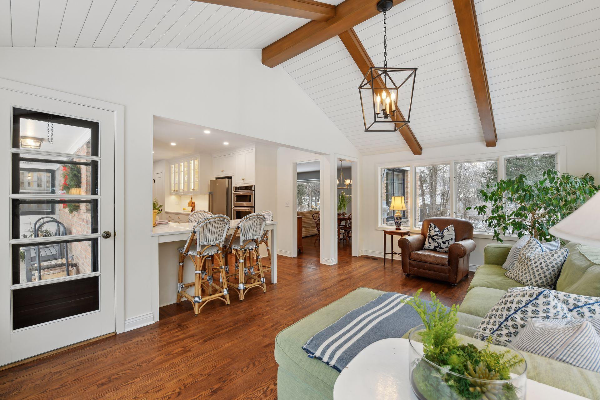 3840 Honeysuckle Road Deephaven, MN 55391 - Photo 10 of 42