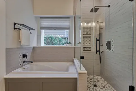 $785,000 | 198 Lattice Gate Street, The Woodlands, TX 77382