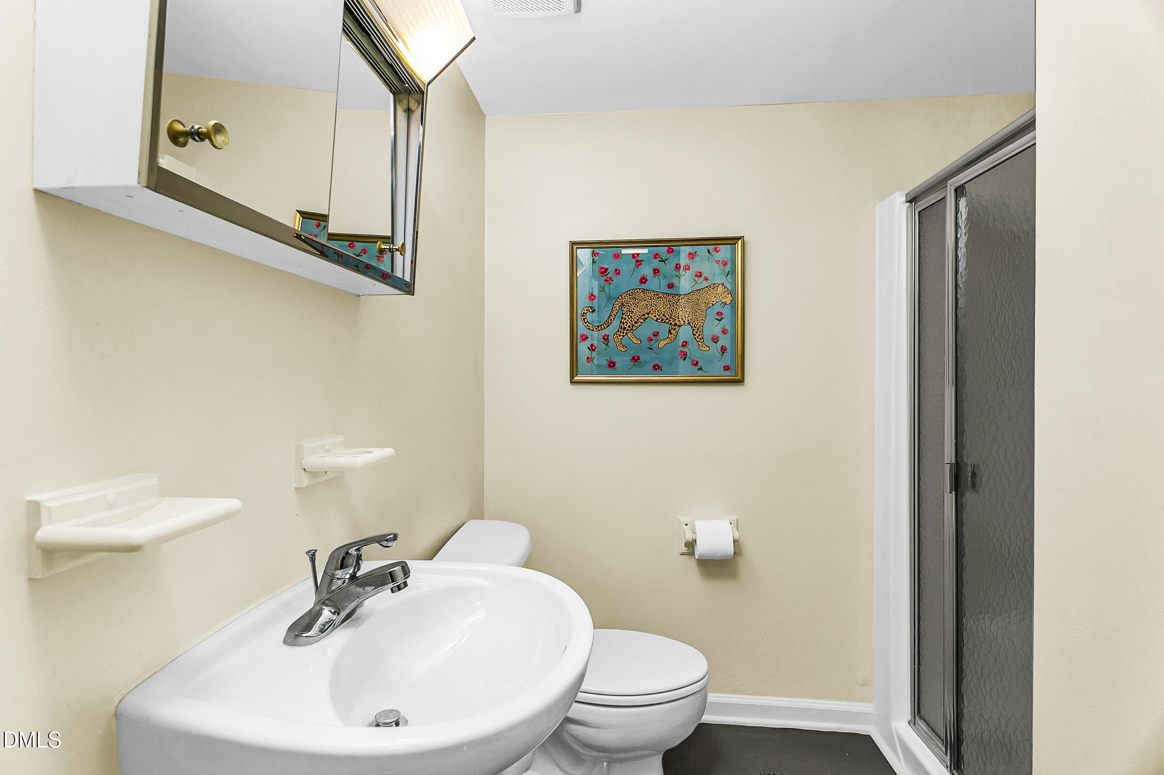 2850 Wycliff Road Raleigh, NC 27607 - Photo 26 of 30 2850 Wycliff Rd hc©WynmorPhotography.jpg