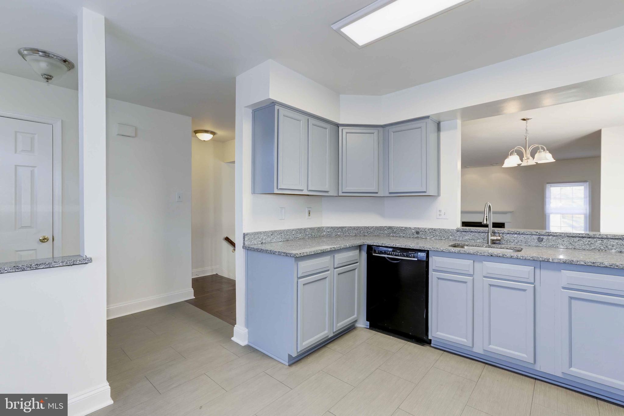 4675 Columbia Road Ellicott City, MD 21042 - Photo 11 of 42 Kitchen