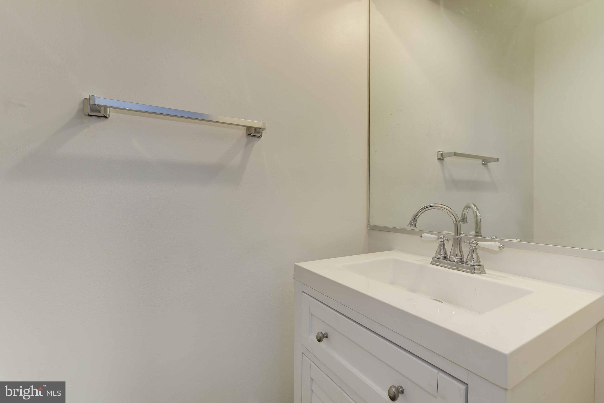 4675 Columbia Road Ellicott City, MD 21042 - Photo 19 of 42 Powder Room