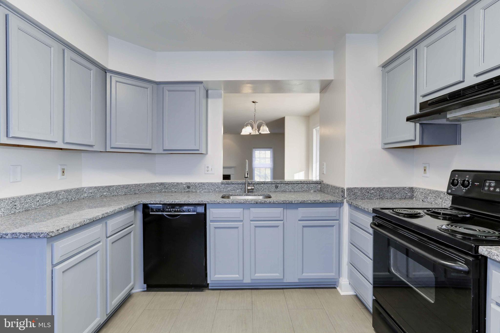 4675 Columbia Road Ellicott City, MD 21042 - Photo 10 of 42 Kitchen