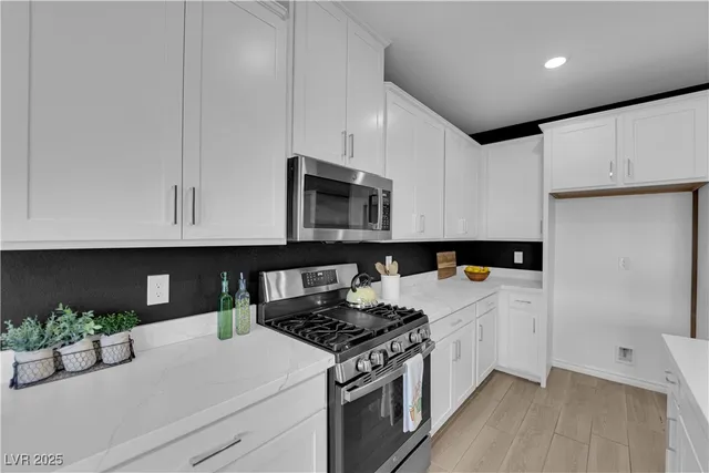 $3,599 | 195 Tatum Ridge Street, Henderson, NV 89012