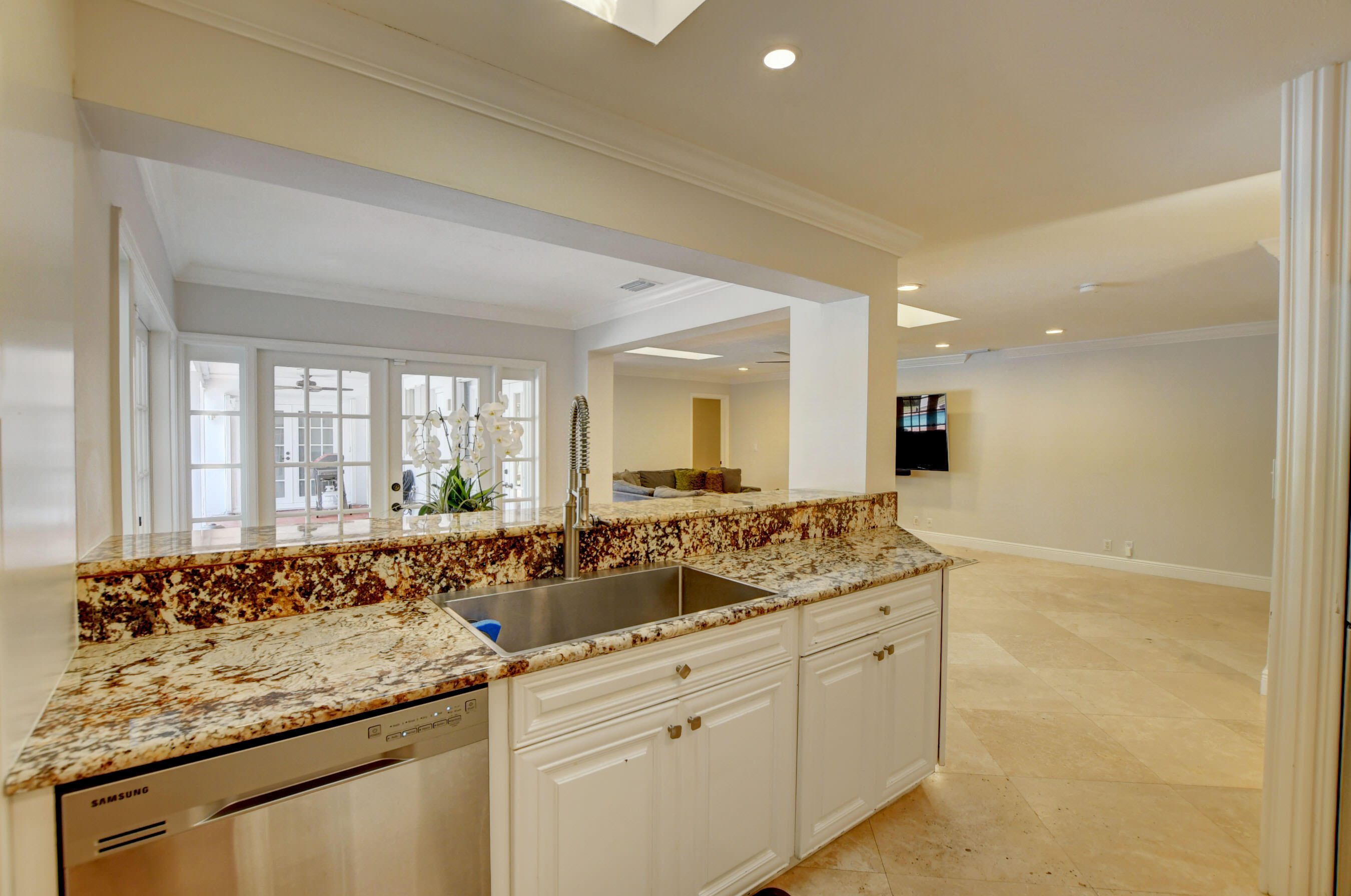 2023 Northwest 19th Way Boca Raton, FL 33431 - Photo 10 of 42 14_ebf_4447and4more
