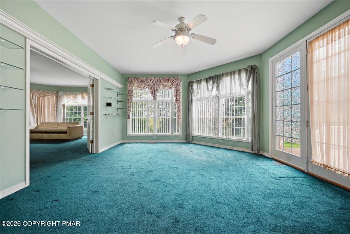 183 Chatham Hill Road Stroudsburg, PA 18360 - Photo 71 of 160 038-065_DSC_7687_autoremove_44020548