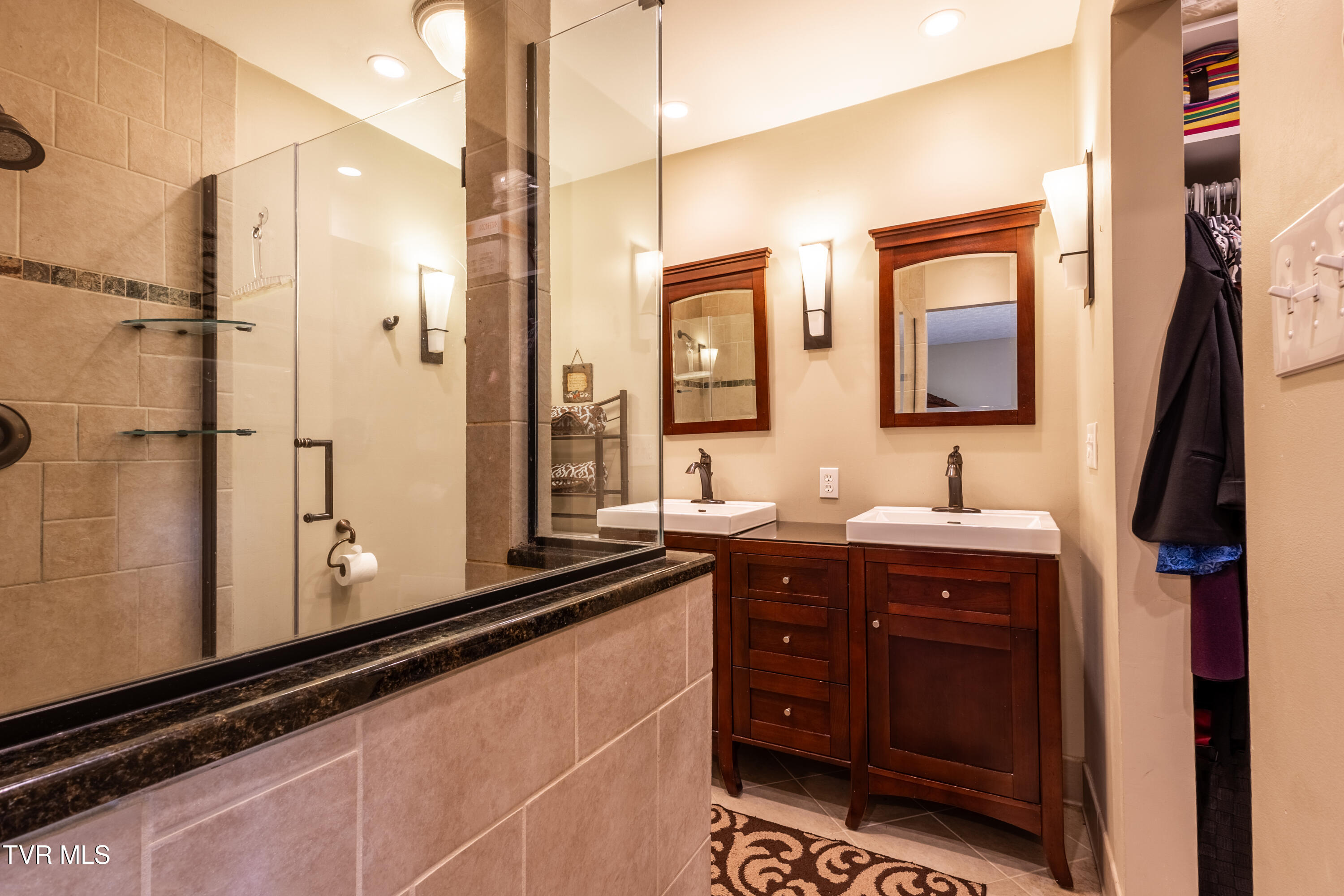 3604 Crest Road Kingsport, TN 37664 - Photo 18 of 29 IMG_7492-HDR