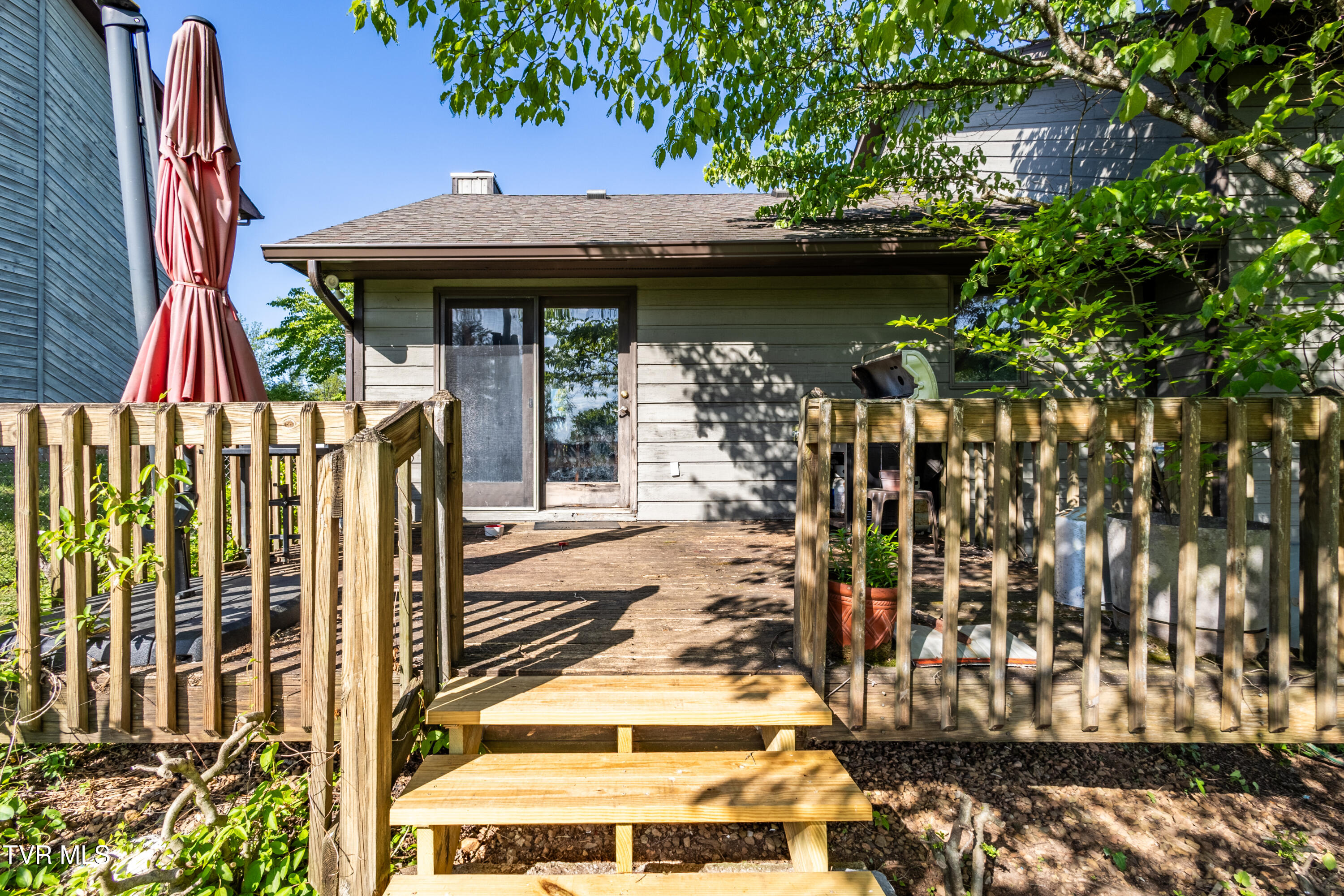 3604 Crest Road Kingsport, TN 37664 - Photo 21 of 29 IMG_7397-HDR