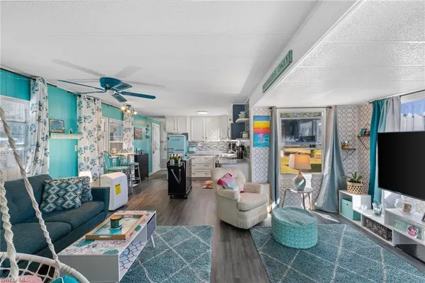 $104,900 | 43 Enchanting Boulevard, Unit E43, Naples, FL 34112