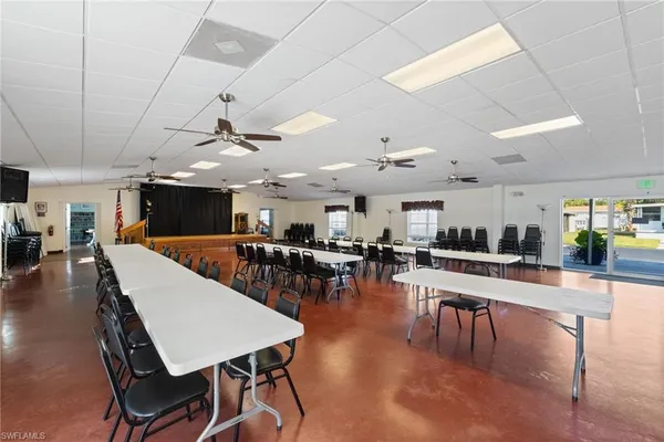 $104,900 | 43 Enchanting Boulevard, Unit E43, Naples, FL 34112