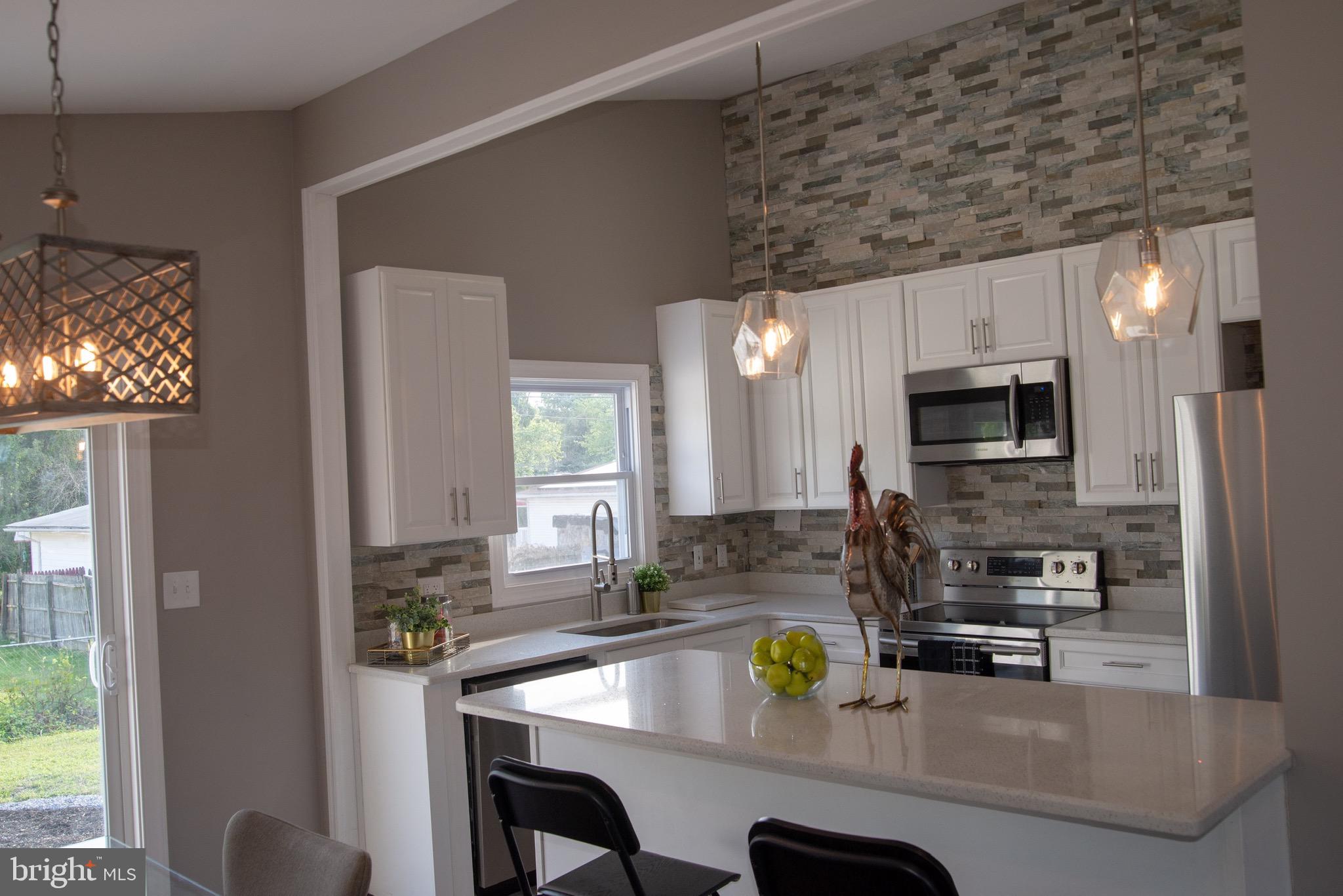 1208 Cobb Road Pikesville, MD 21208 - Photo 4 of 41 Gallery Image 4