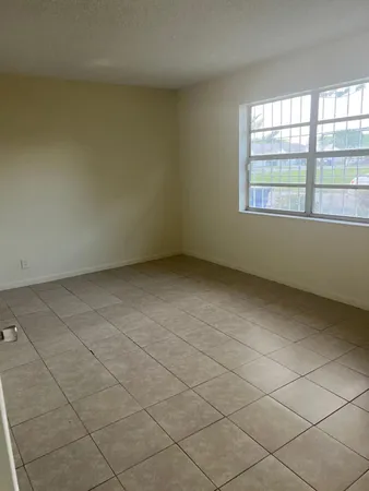 $3,948 | 17922 Northwest 40th Court, Unit 17922, Miami Gardens, FL 33055