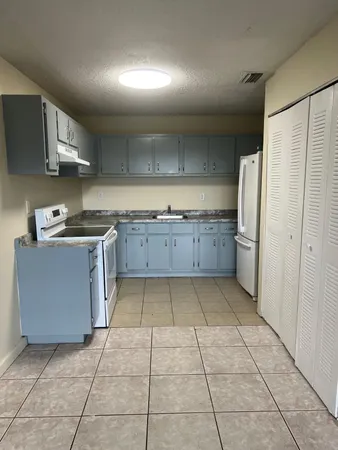$3,948 | 17922 Northwest 40th Court, Unit 17922, Miami Gardens, FL 33055
