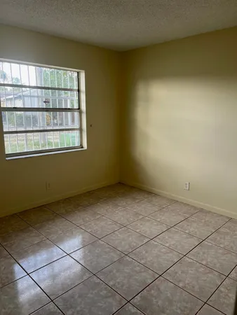 $3,948 | 17922 Northwest 40th Court, Unit 17922, Miami Gardens, FL 33055