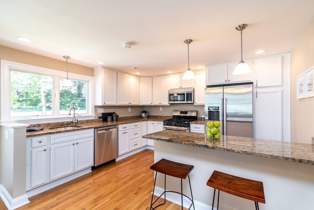 76 Browning Road Arlington, MA 02476 - Photo 5 of 27