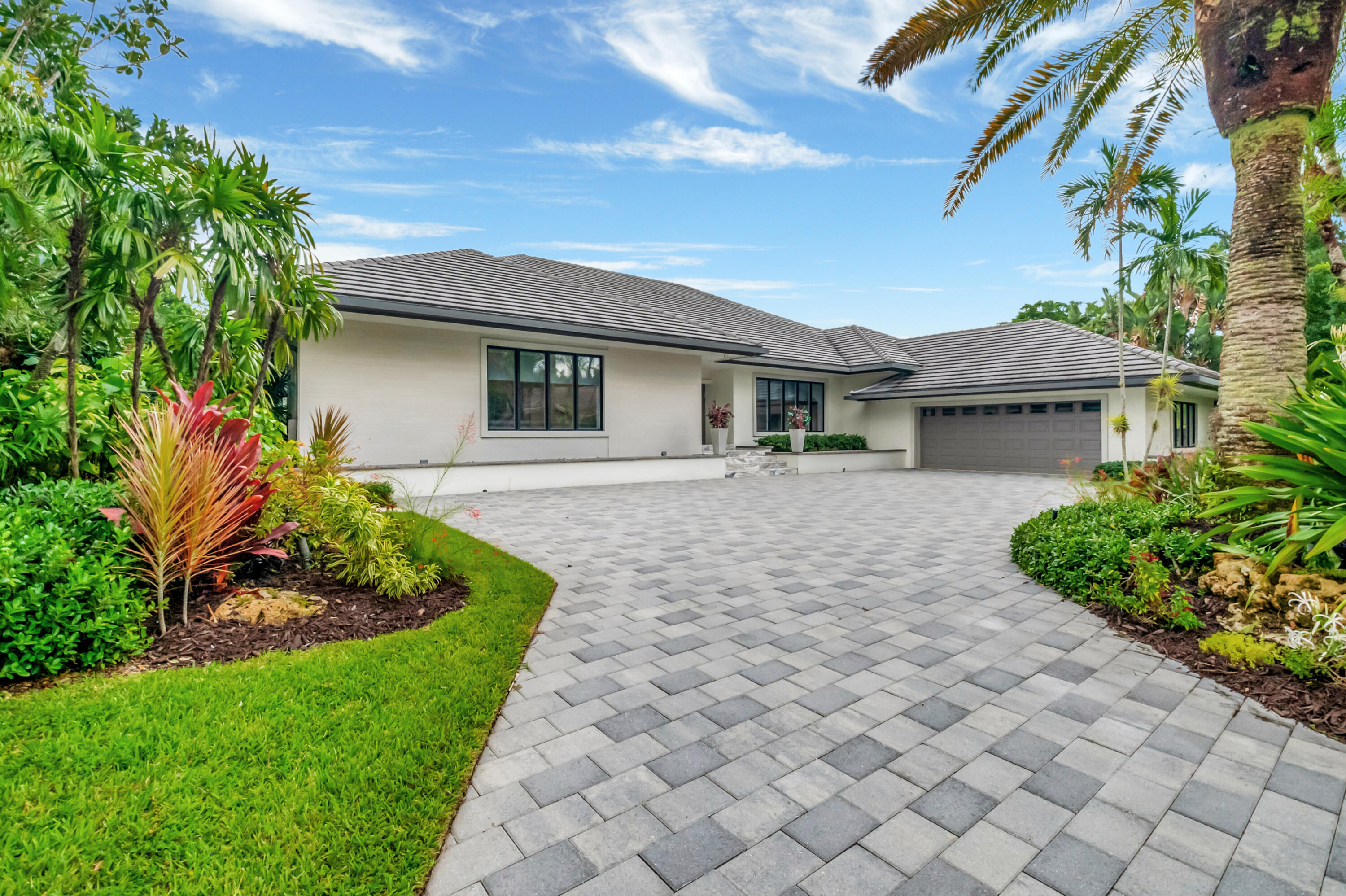 19672 Oakbrook Circle Boca Raton, FL 33434 - Photo 4 of 103 DSC_4627