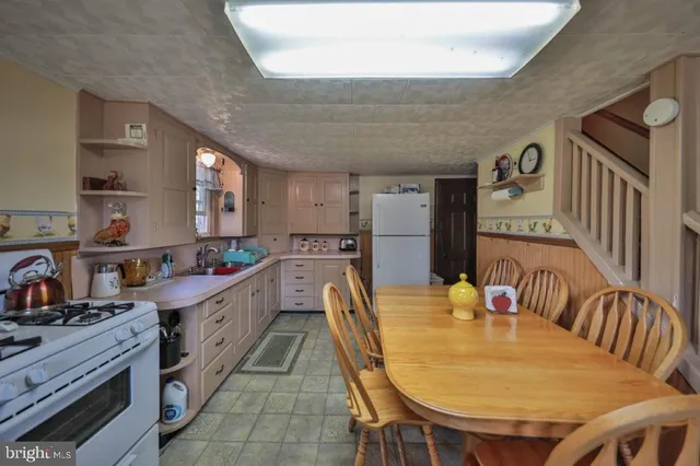 $330,000 | 2485 Summer Mountain Road, Palmerton, PA 18071