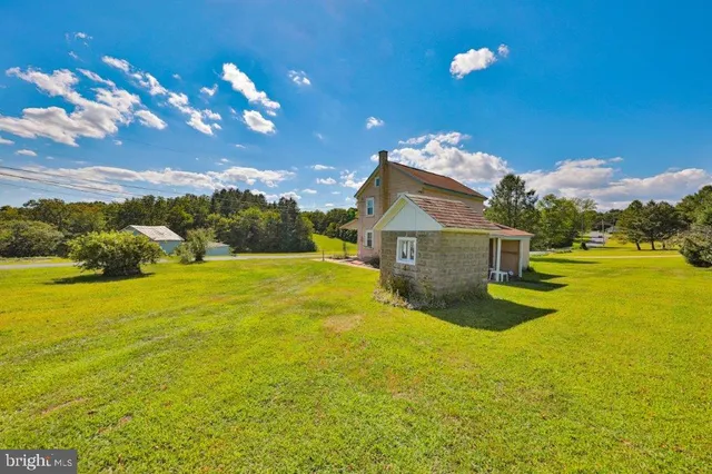 $330,000 | 2485 Summer Mountain Road, Palmerton, PA 18071