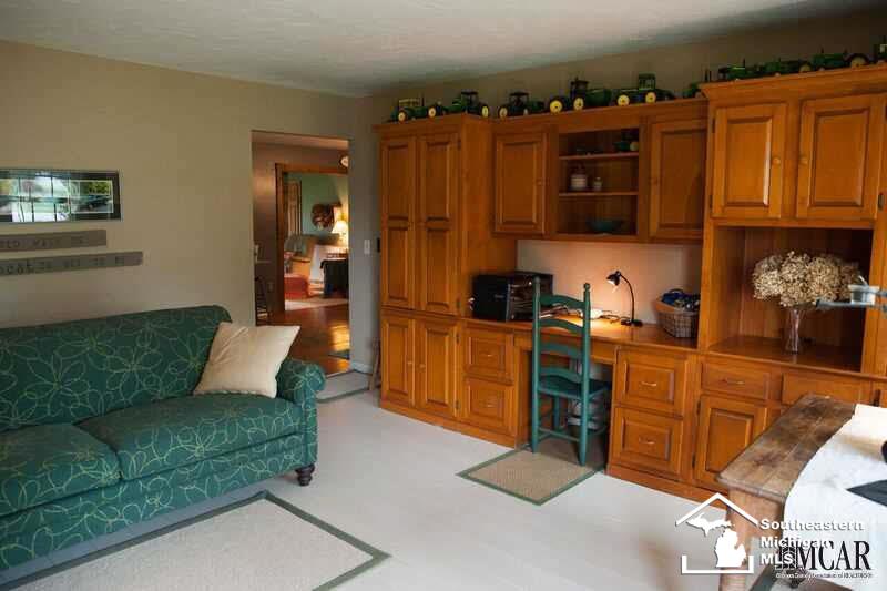7660 Beck Road Ottawa Lake, MI 49267 - Photo 10 of 23 21365342-9.JPG
