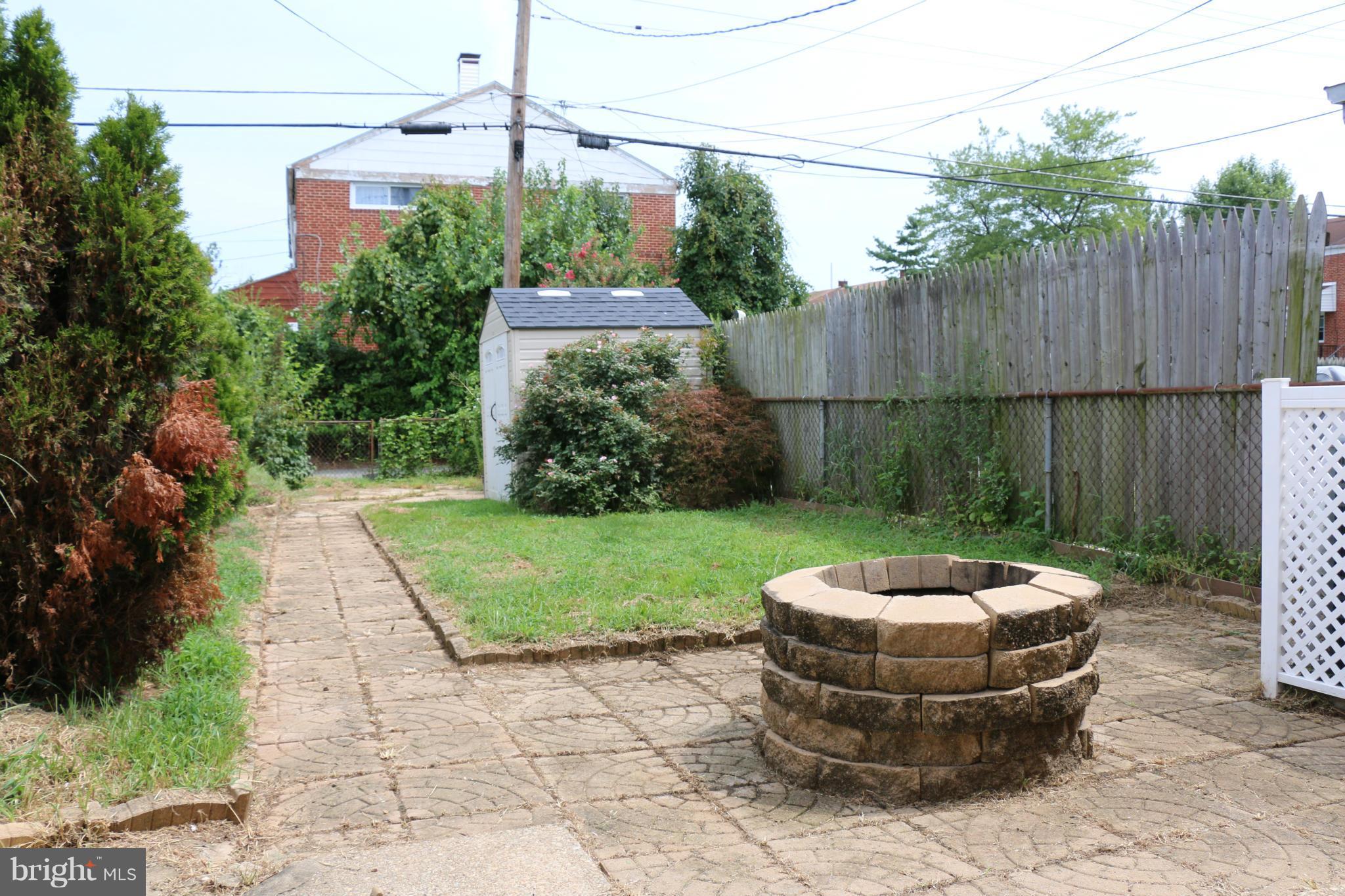 287 Southeastern Terrace Baltimore, MD 21221 - Photo 22 of 27 View