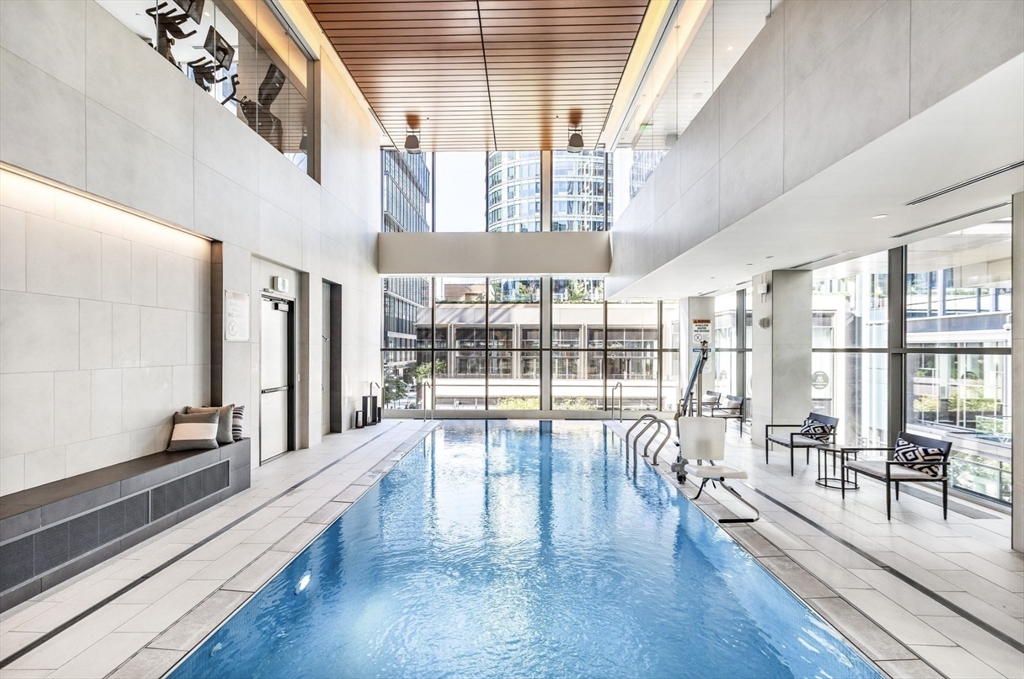 135 Seaport Boulevard, Unit 1708 Boston, MA 02210 - Photo 14 of 29