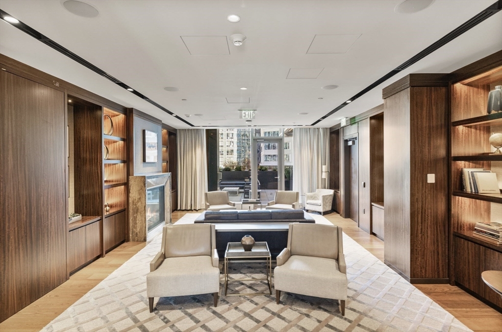 135 Seaport Boulevard, Unit 1708 Boston, MA 02210 - Photo 21 of 29