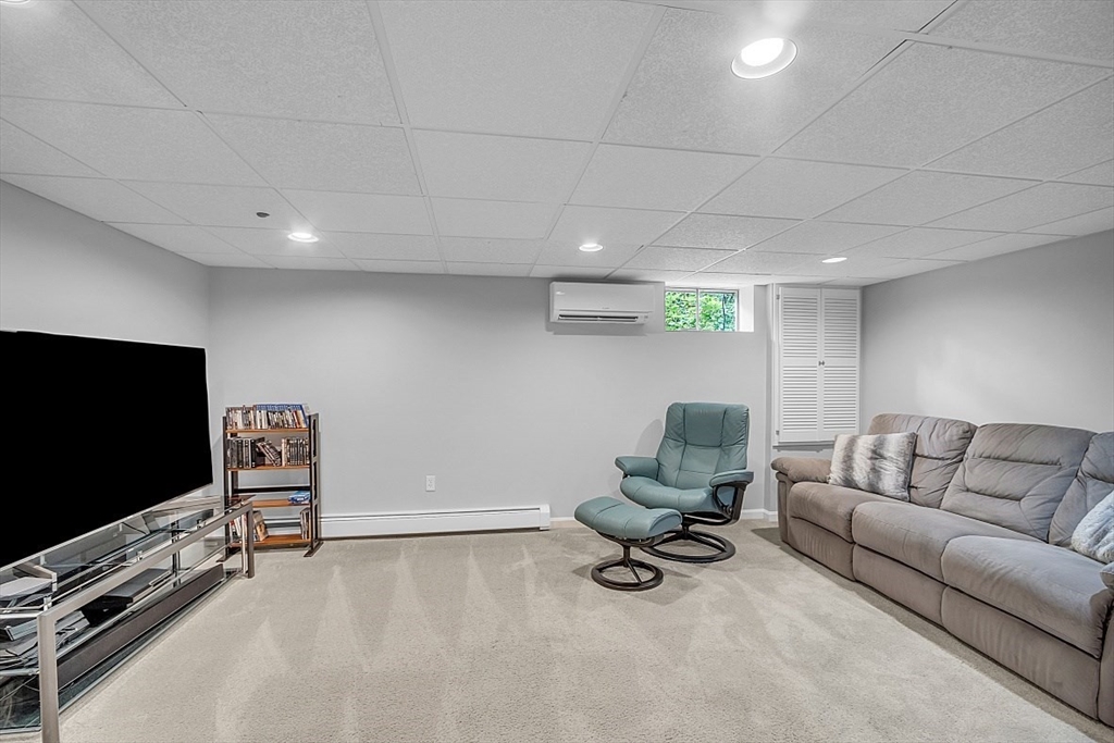 110 Fuller Road North Andover, MA 01845 - Photo 38 of 42 Gallery Image 38