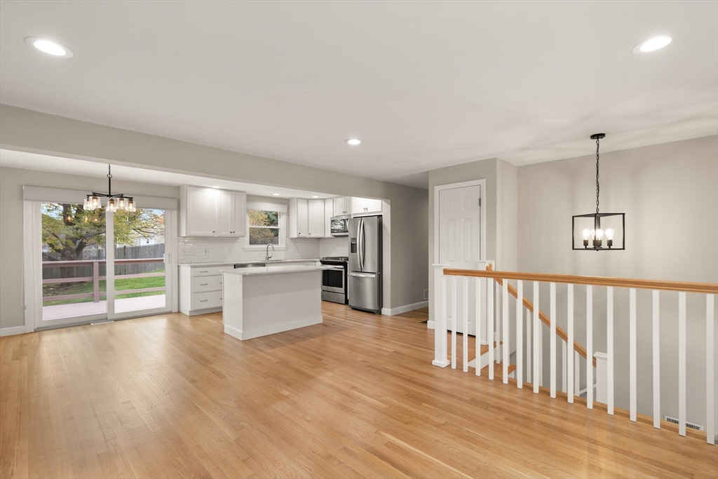 41 James Street Framingham, MA 01701 - Photo 5 of 42