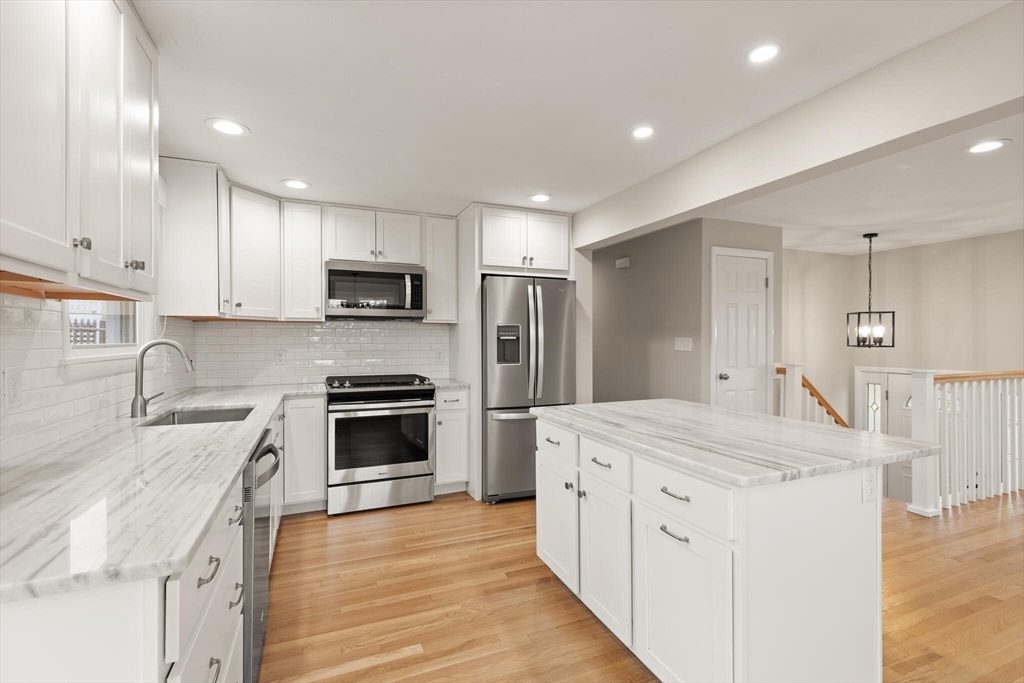 41 James Street Framingham, MA 01701 - Photo 7 of 42