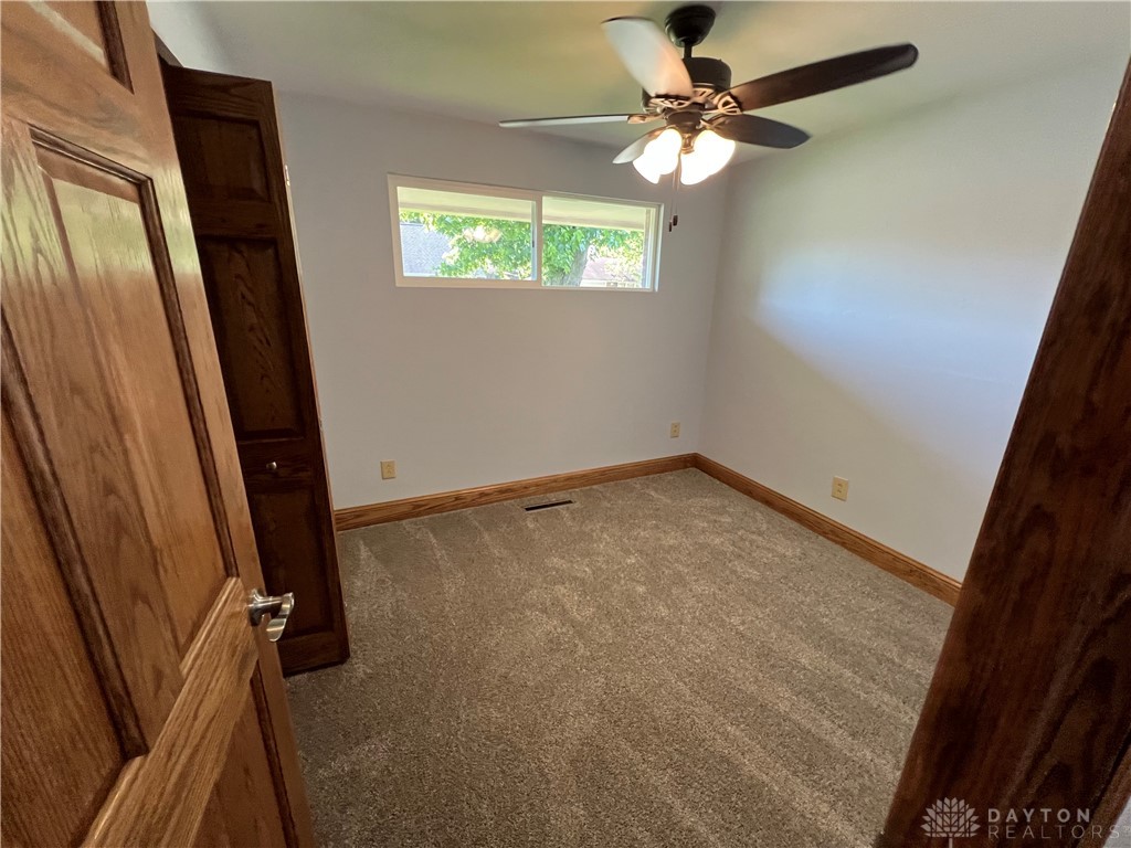 5697 Beth Road Dayton, OH 45424 - Photo 9 of 13 Gallery Image 9