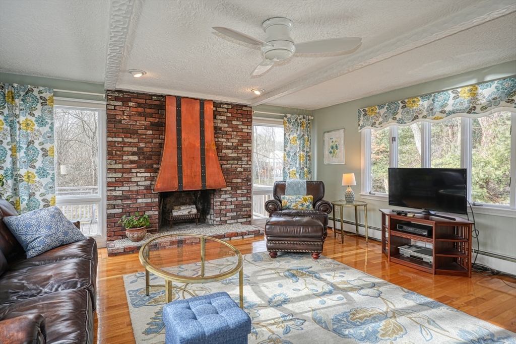 20 Spring Valley Road Burlington, MA 01803 - Photo 18 of 42 Gallery Image 18