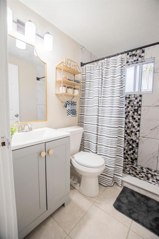 4615 Lords Avenue Sarasota, FL 34231 - Photo 8 of 20
