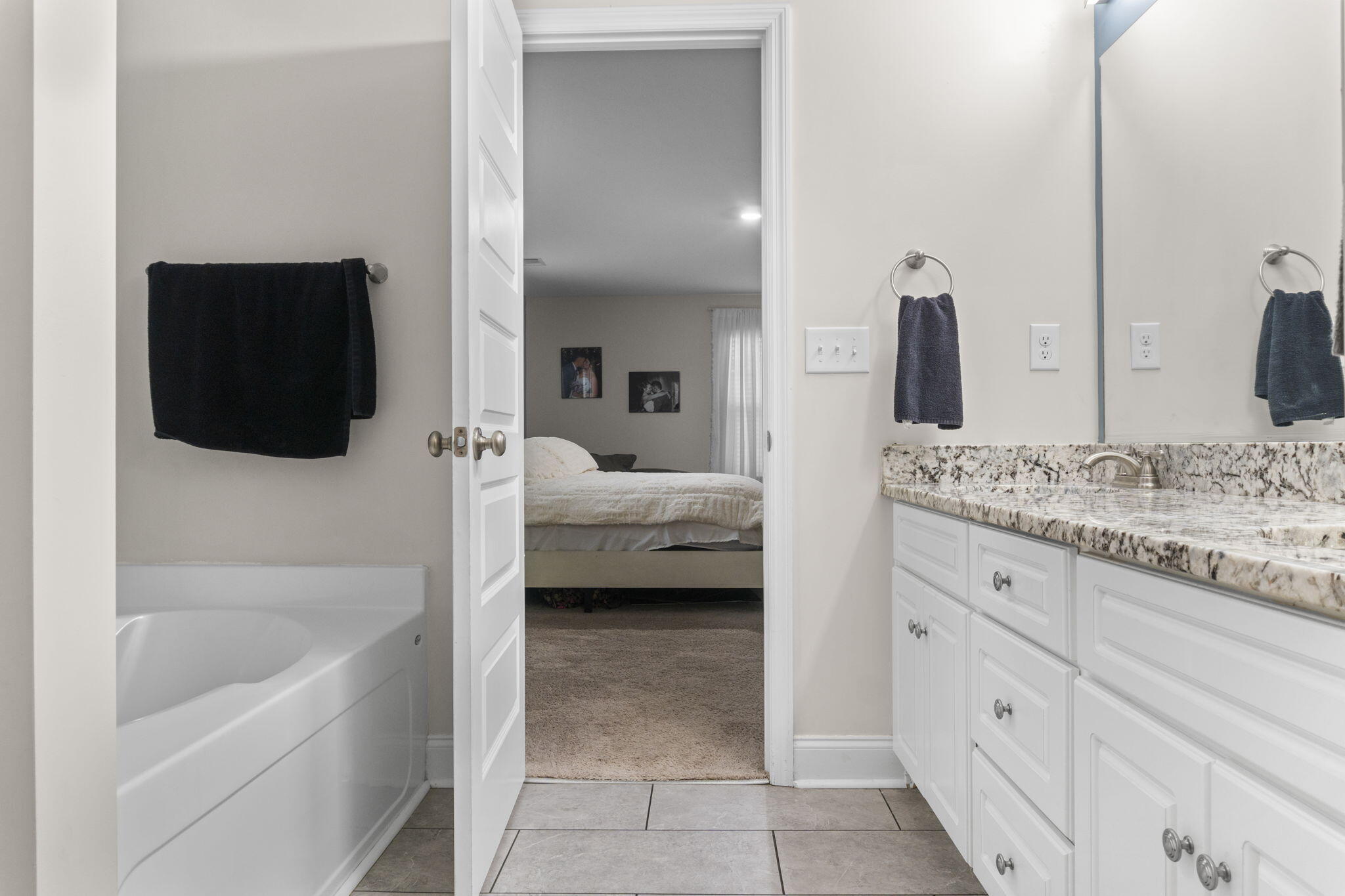 1410 Womrath Road North Augusta, SC 29841 - Photo 28 of 41 Primary EnSuite