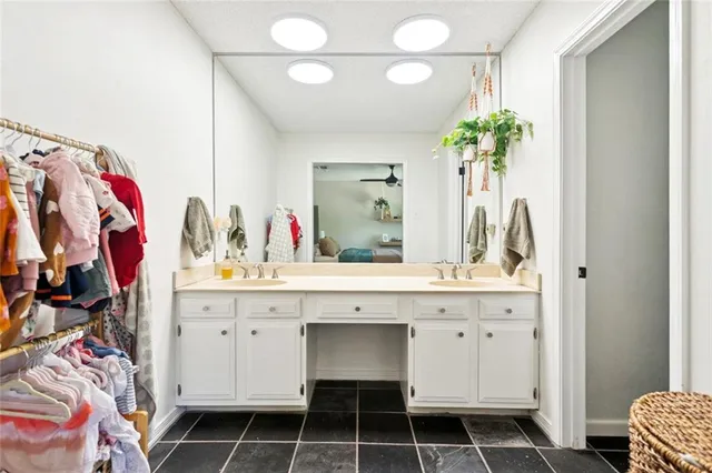 $325,000 | 223 West 9th Avenue, Covington, LA 70433