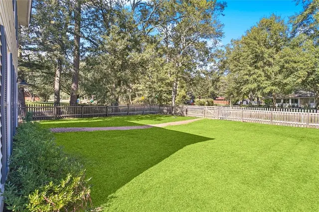 $325,000 | 223 West 9th Avenue, Covington, LA 70433