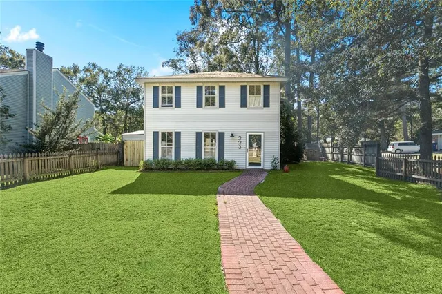 $325,000 | 223 West 9th Avenue, Covington, LA 70433