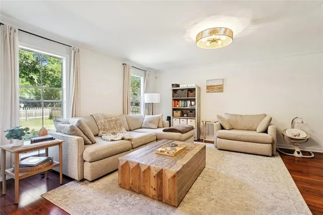 $325,000 | 223 West 9th Avenue, Covington, LA 70433