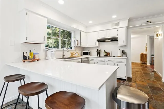 $325,000 | 223 West 9th Avenue, Covington, LA 70433