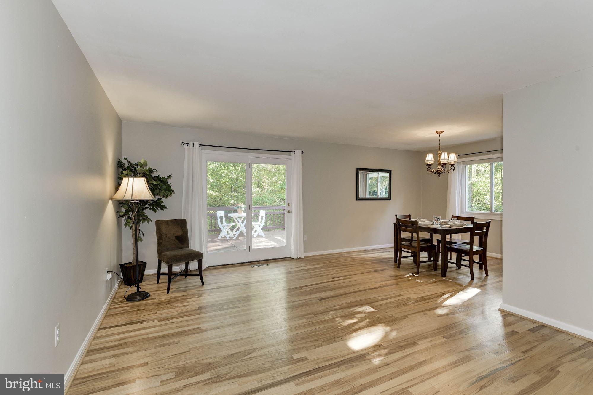 4723 Pickett Road Fairfax, VA 22032 - Photo 28 of 30 Floor Plan Really Flows From Foyer Entrace