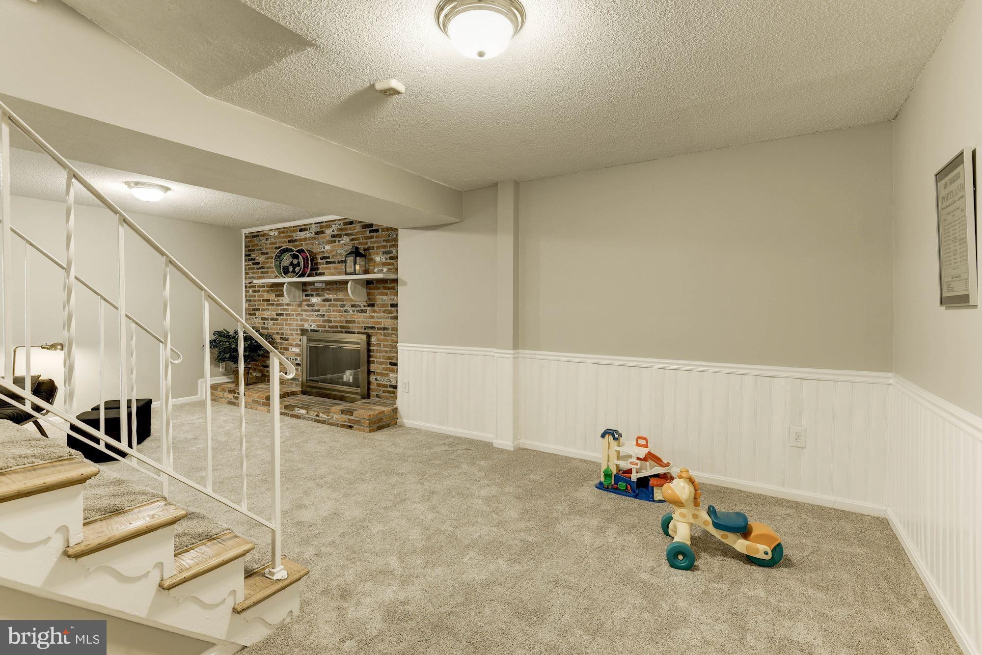 4723 Pickett Road Fairfax, VA 22032 - Photo 16 of 30 Play/Work/Exercise Alcove in Lower Level