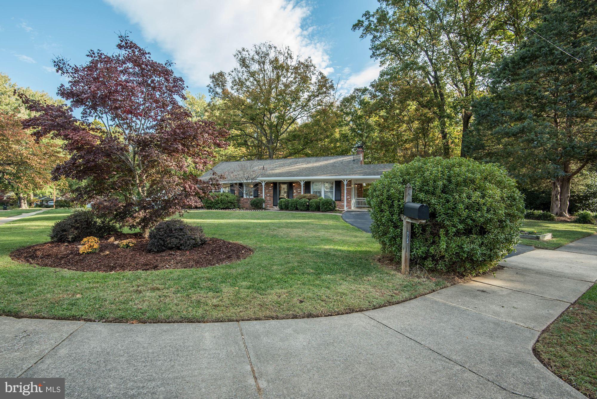 4723 Pickett Road Fairfax, VA 22032 - Photo 22 of 30 Large Level Landscaped Corner Lot