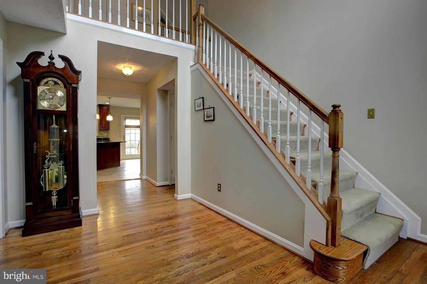 1474 Old Hickory Road Annapolis, MD 21409 - Photo 2 of 30 2 story entry Foyer